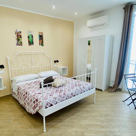 Pindemonte Suites Palerme Extérieur photo