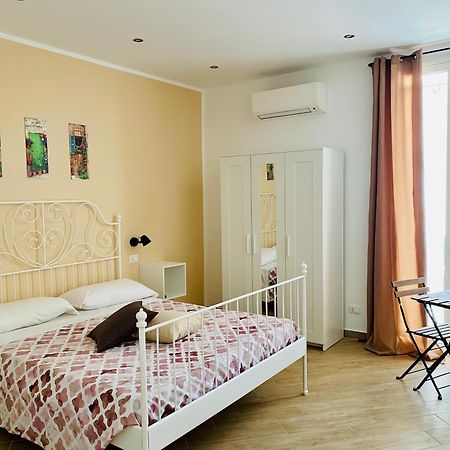 Pindemonte Suites Palerme Extérieur photo