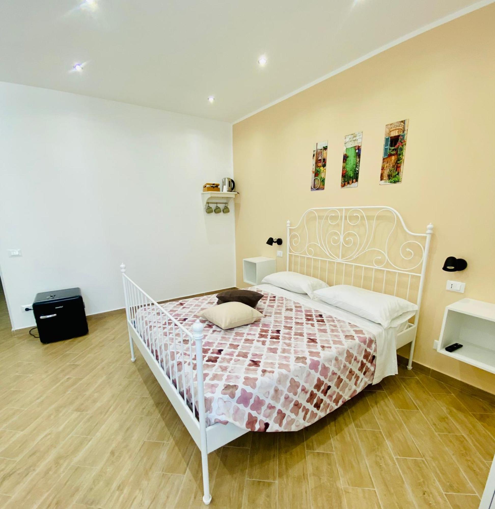 Pindemonte Suites Palerme Extérieur photo